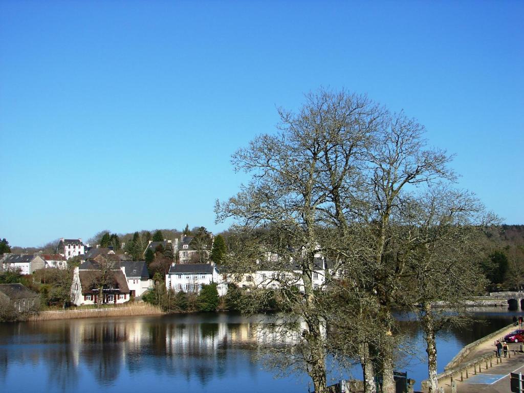 Hotel Du Lac Huelgoat Pokoj fotografie