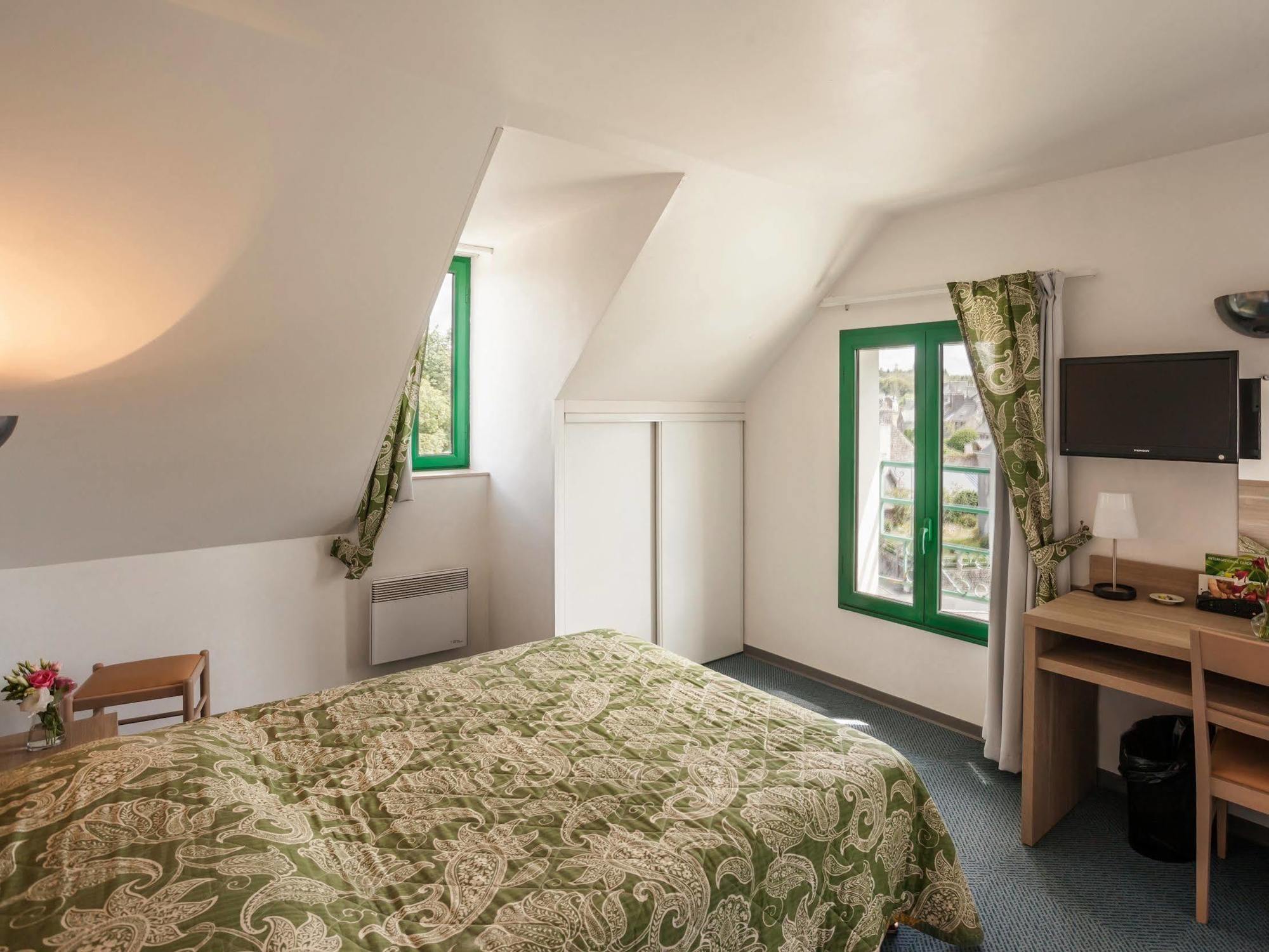 Hotel Du Lac Huelgoat Exteriér fotografie