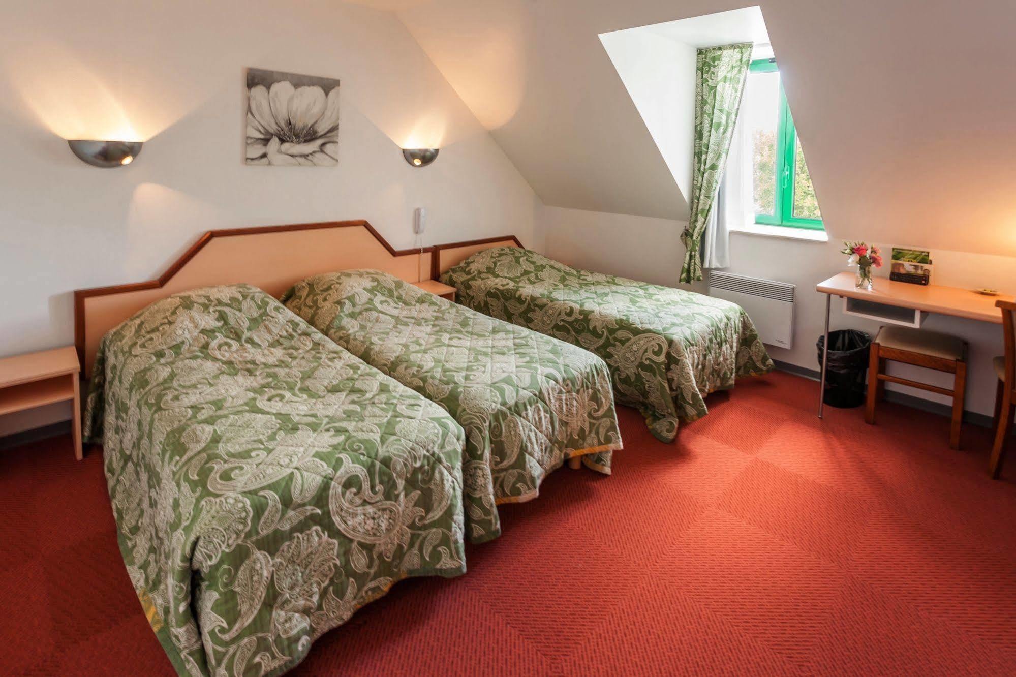 Hotel Du Lac Huelgoat Exteriér fotografie