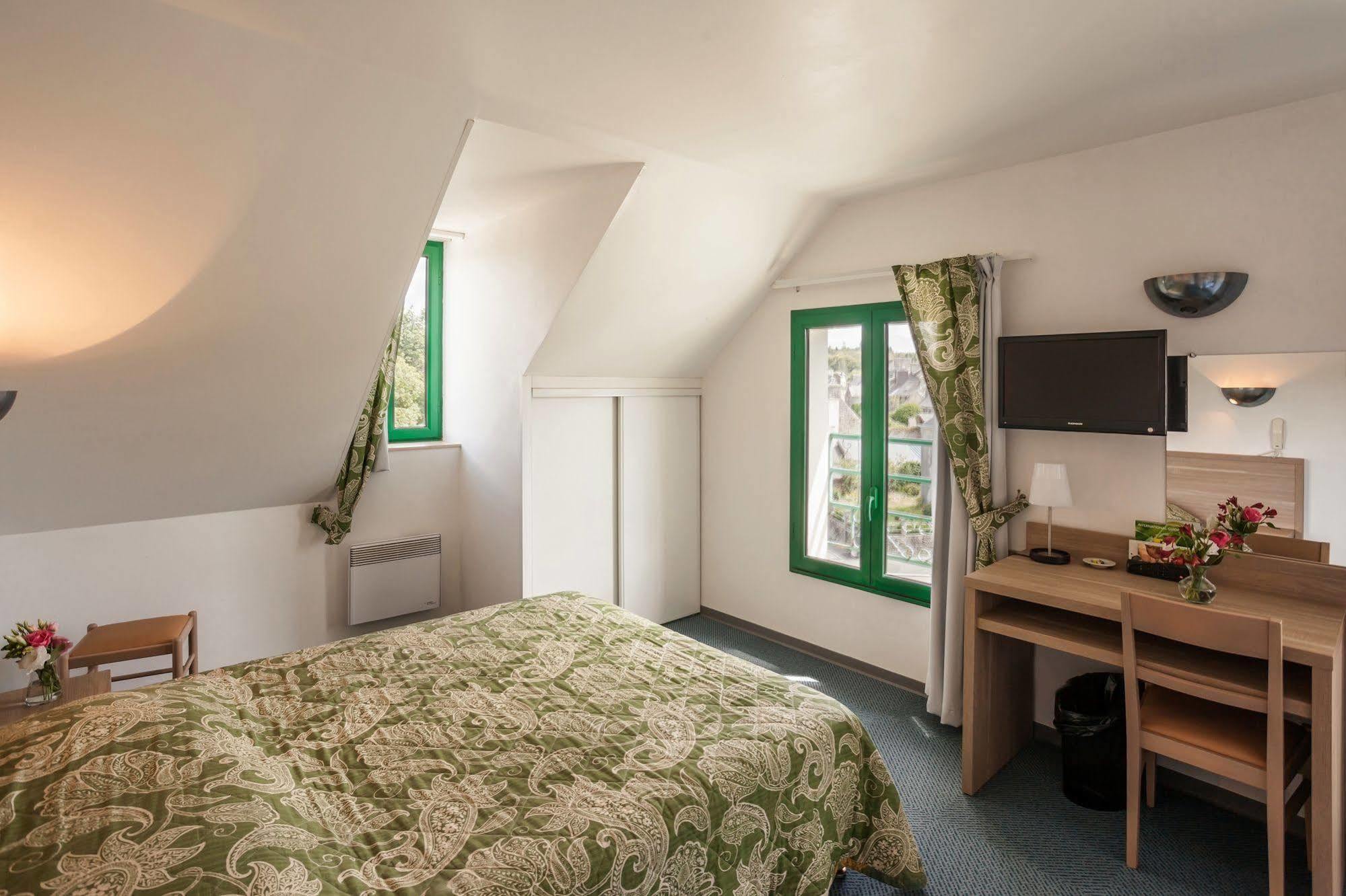 Hotel Du Lac Huelgoat Exteriér fotografie